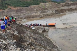 Desborde del río Mapiri y búsqueda de desaparecidos