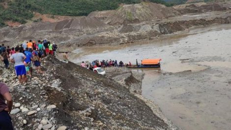 Desborde del río Mapiri y búsqueda de desaparecidos