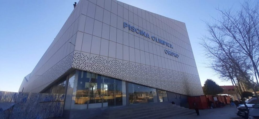 Inauguración de la Piscina Olímpica postergada por filtraciones de agua