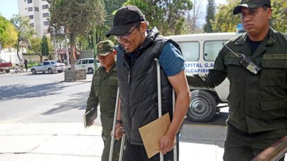 Jhasmani Torrico se dirige a una clínica privada