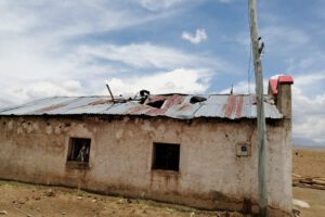 Tornado en Laja causando daños y pánico
