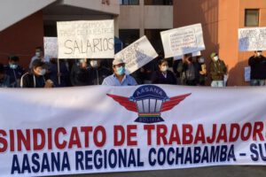 Trabajadores de Aasana exigen renuncia de la directora y pago de salarios