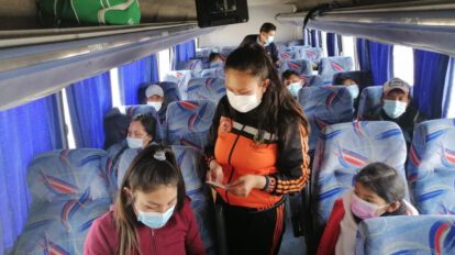 Operativos de control en los buses para evitar la fuga de menores