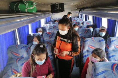 Operativos de control en los buses para evitar la fuga de menores