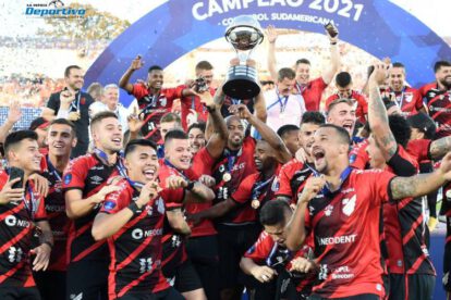 Athletico Paranaense bicampeón de la Copa Sudamericana