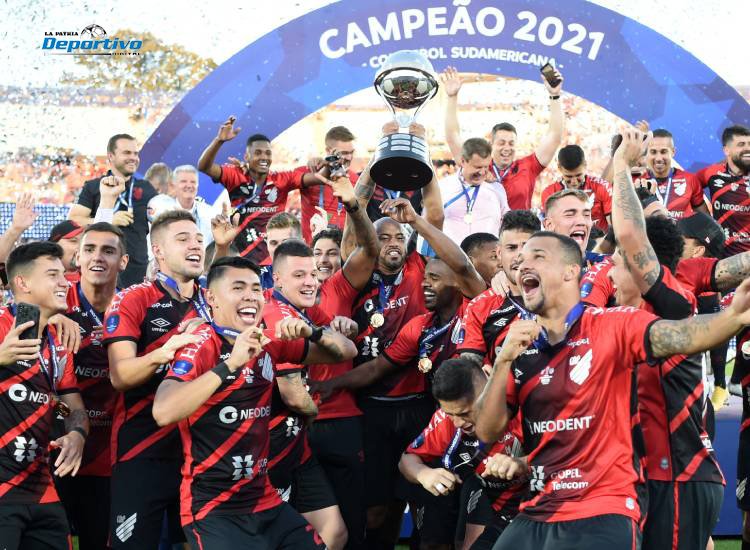 Athletico Paranaense bicampeón de la Copa Sudamericana