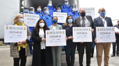Bolivia recibe vacunas Pfizer para la inmunización de adolescentes