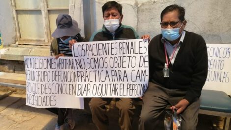 Pacientes de hemodiálisis exigen atención a sus demandas