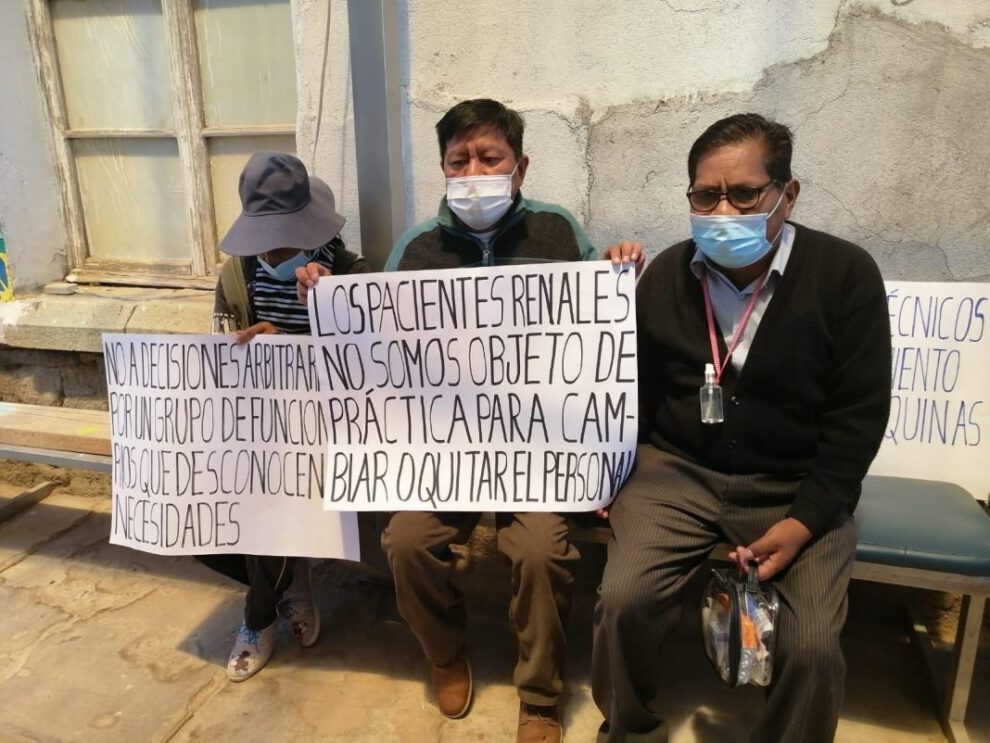 Pacientes de hemodiálisis exigen atención a sus demandas