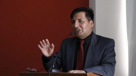 Denuncia contra exministro de Educación Adrián Quelca