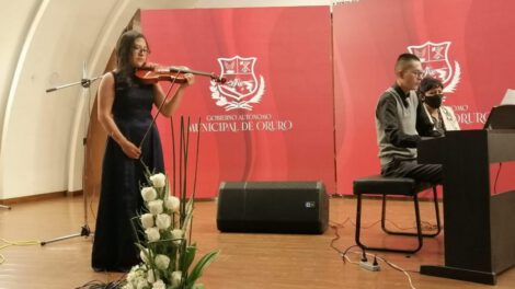 Gabriela Maín brilla en recital de violín