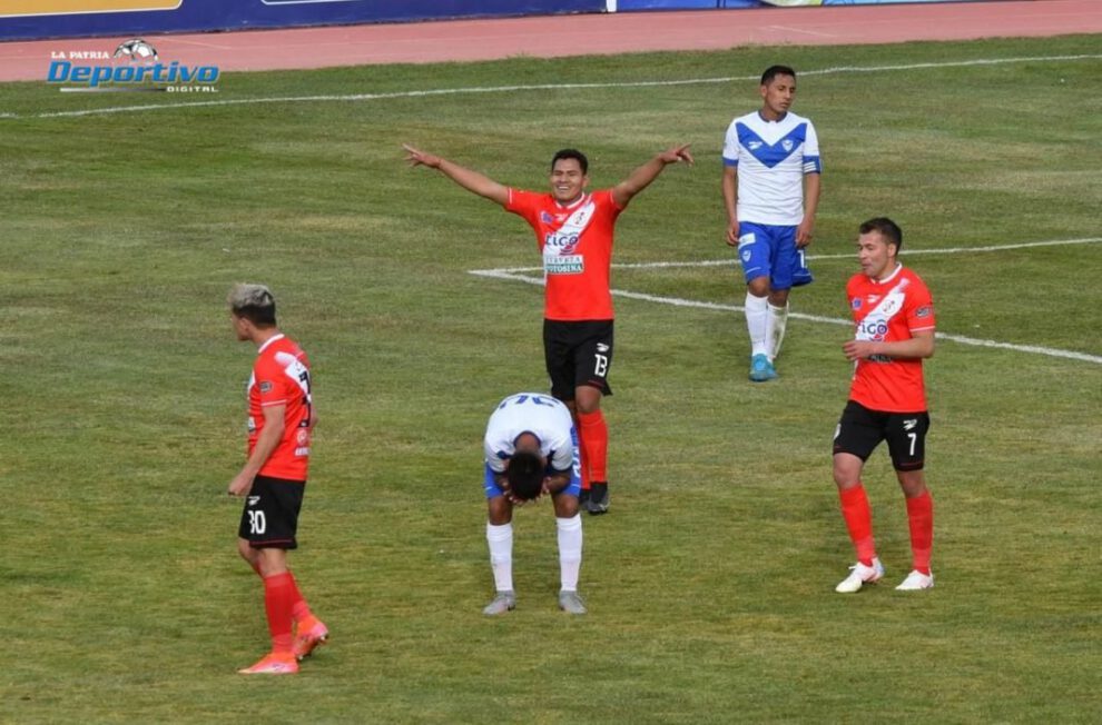 Nacional Potosí vs San José en la División Profesional