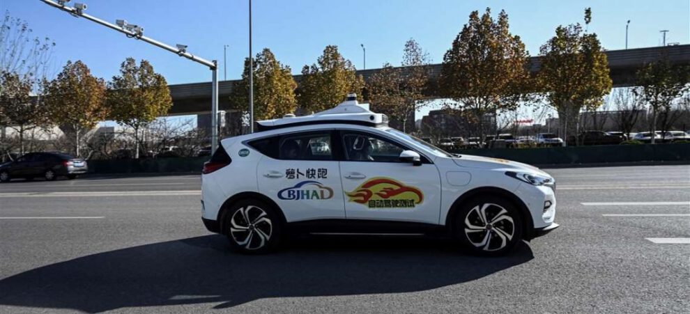 Taxis autónomos en Pekín circulando sin conductor