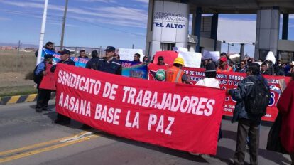 Movilización de trabajadores de Aasana en El Alto