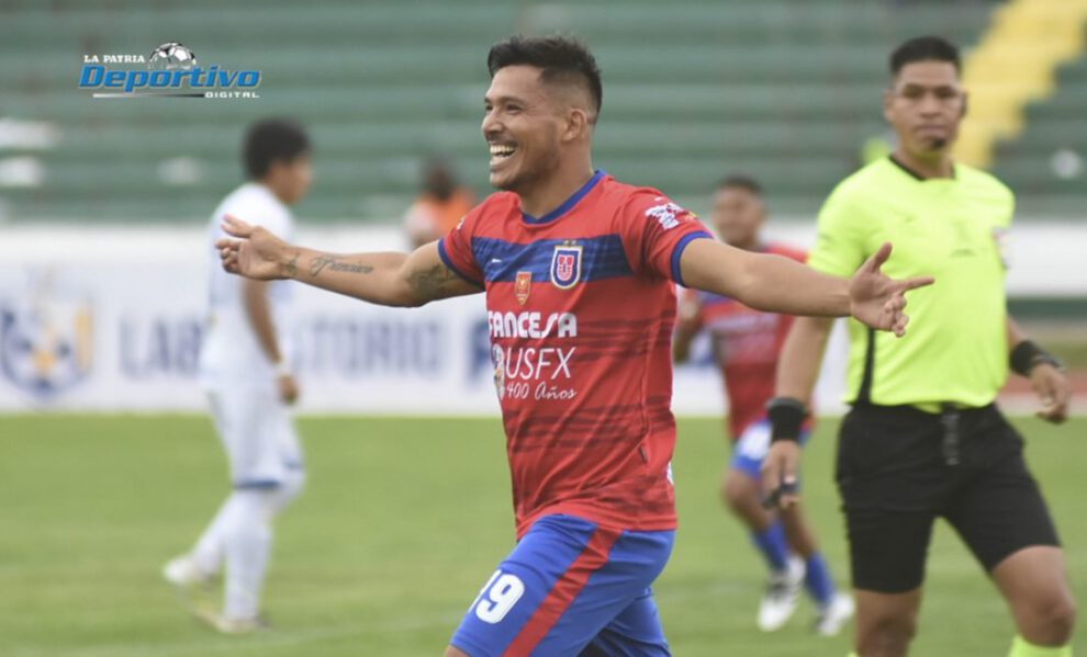 Copa Simón Bolívar entre Universitario de Sucre y García Ágreda