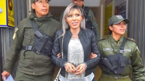 Momento de la aprehensión de Gabriela Zapata