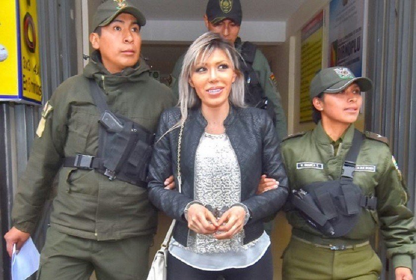 Momento de la aprehensión de Gabriela Zapata