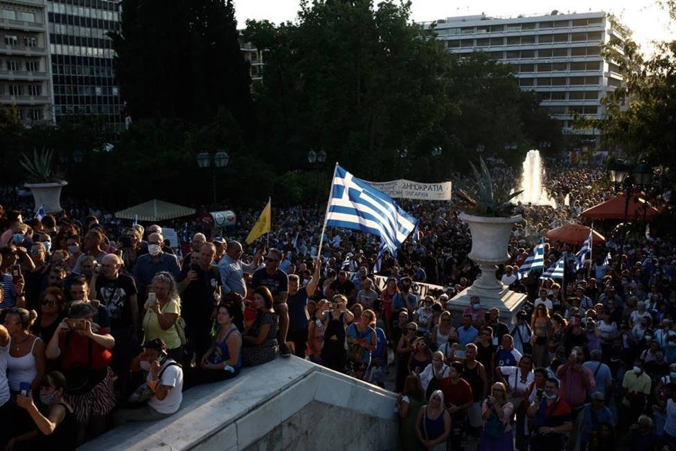 Vacuna obligatoria en Grecia para mayores de 60 años