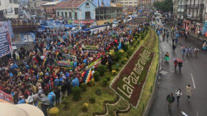Marcha por la Patria dejó basura y daños en Plaza San Francisco
