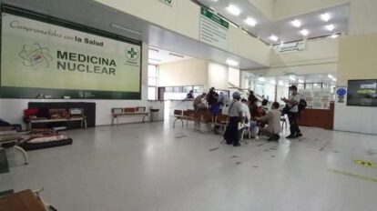 Paro de médicos en Santa Cruz en apoyo a Rómulo Calvo y Fernando Castedo