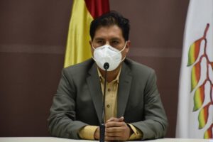 Ministro de Salud y Deportes Jeyson Auza advierte sobre sanciones por paro cívico en Santa Cruz