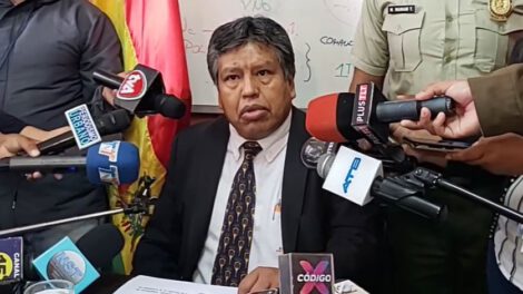 Renuncia fiscal Tarija por presiones políticas