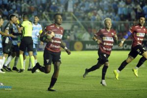 Always Ready venció a Blooming en el Torneo Único