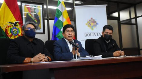 Naabol y la nueva administración aérea en Bolivia