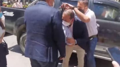 Agresión a Camacho en Tarija durante conferencia sobre el federalismo