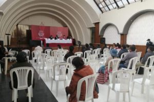 Prohibición de consumo de alcohol a 100 metros de la Entrada