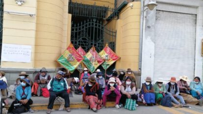 Conflicto Kantuta sobre vendedores ambulantes en la Alcaldía