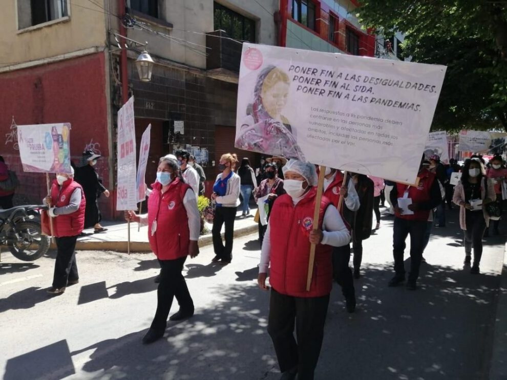 Caminata por el Día Mundial de la Lucha contra el Sida en Oruro