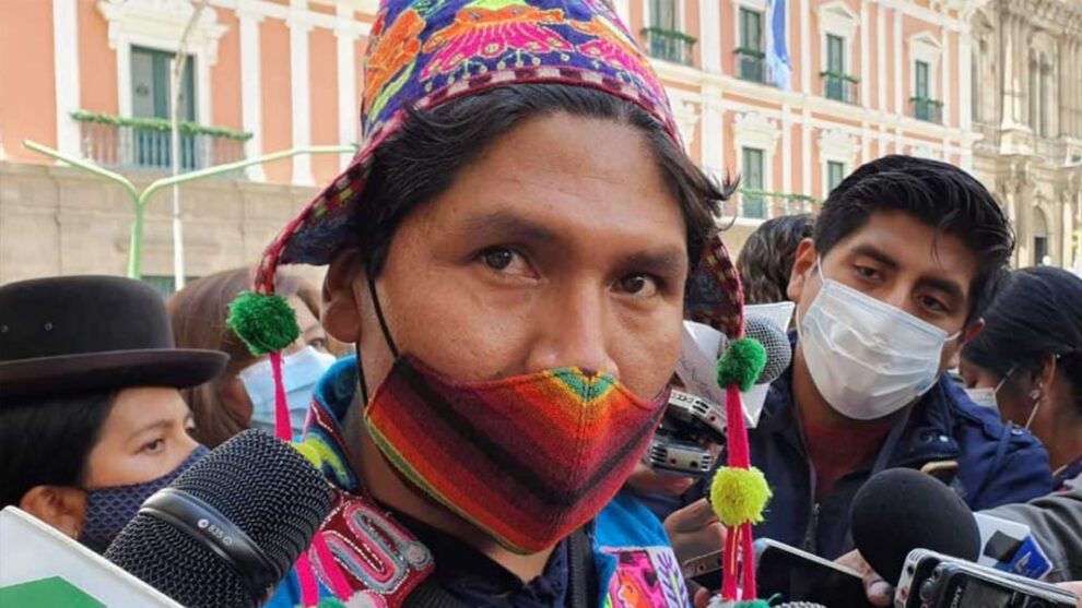 Certificado de No Racismo propuesto por el viceministro de Descolonización