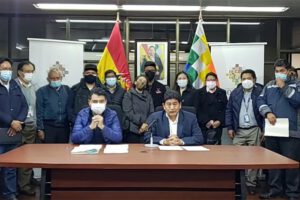 Naabol y la normalidad en los aeropuertos de Bolivia