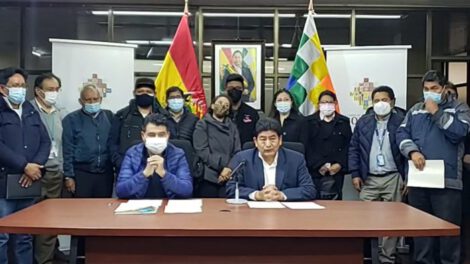 Naabol y la normalidad en los aeropuertos de Bolivia