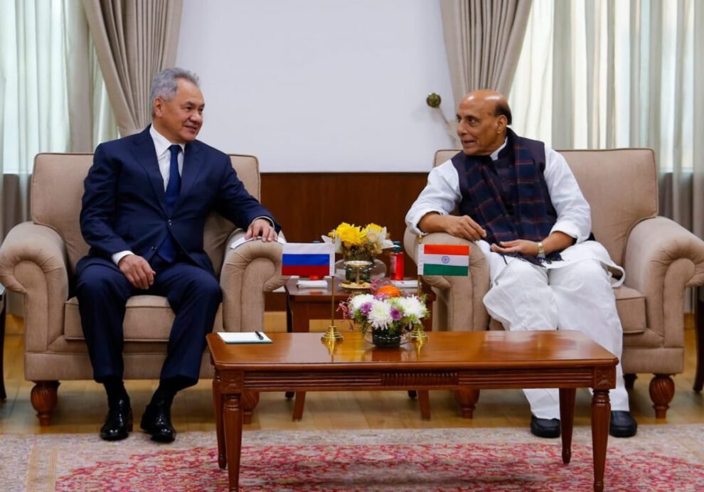 India y Rusia firman acuerdos militares