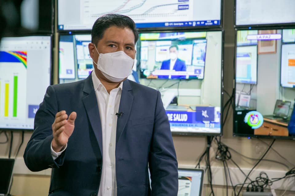 Informe sobre la variante Ómicron y medidas de salud en Bolivia