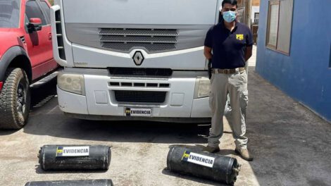 Aprehenden a boliviano en Chile con 300 kg de cocaína