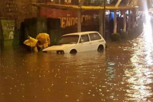 Inundaciones en La Paz debido a fuertes lluvias