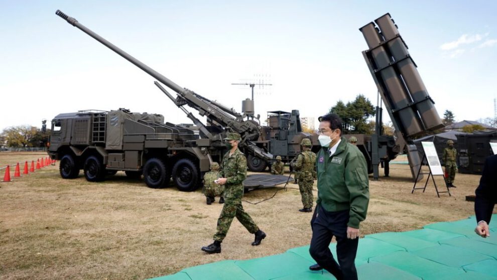 Japón considera atacar bases enemigas