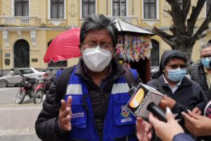 Campañas solidarias mediante reciclaje en Oruro