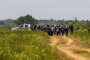 Informe a la Policía de Santa Cruz sobre encapuchados en Las Londras