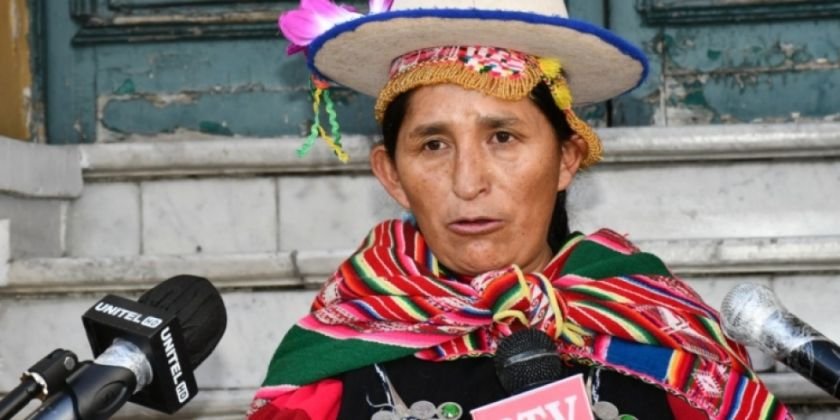 Lidia Patty pide no comparar la corrupción de Zapata con la acusación de Añez