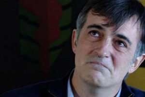 Esteban Bullrich renuncia al Senado de Argentina
