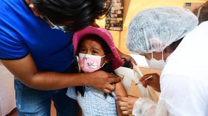 Vacunación Covid-19 niños en Cochabamba