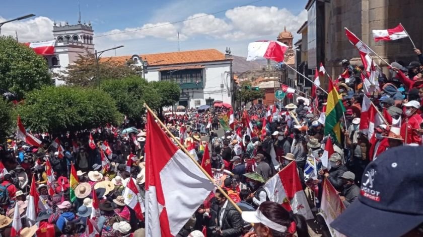 Aprehensión de Marco Pumari y defensa de la democracia
