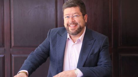 Samuel Doria Medina deja la presidencia de UN