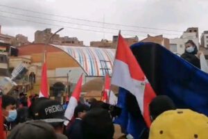 Detención de Pumari y marcha en Beni