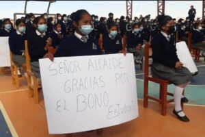Bono estudiantil Oruro