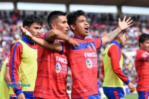 Universitario vence a Real Potosí y retorna al profesionalismo